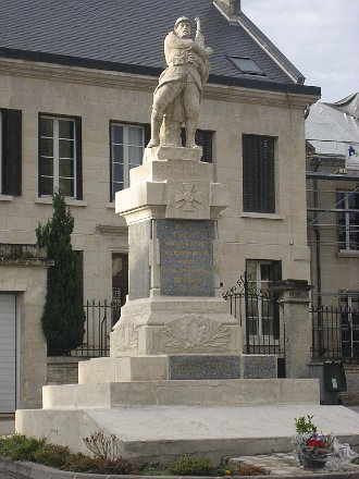 Le Monument aux Morts d'Ambleny