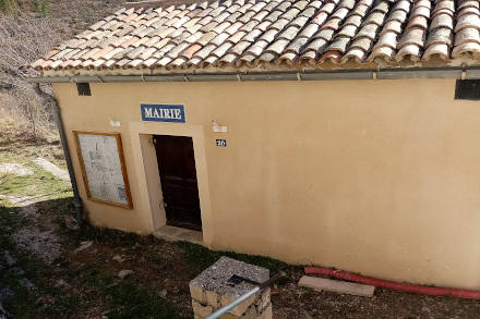 La mairie d'Aulan