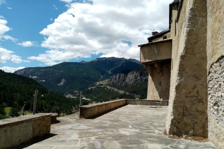 Terrasse au château