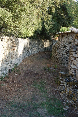 Par les chemins de Gordes...