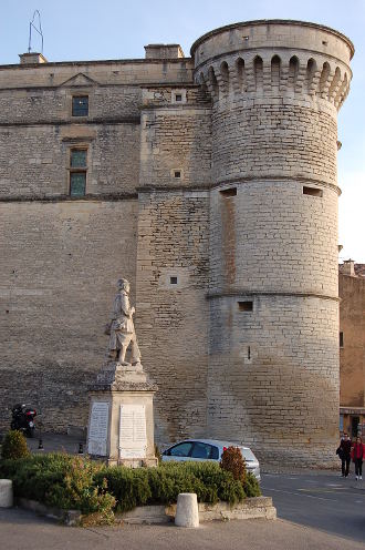 Le château de Gordes...