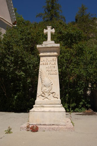 Le monument aux morts