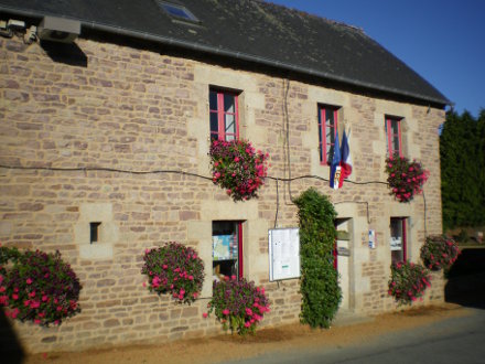 La mairie de Lanleff