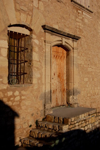 Balade au village de Lurs.