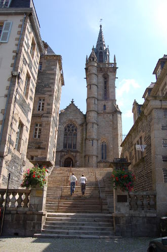 Ces escaliers vous mènent au spirituel...