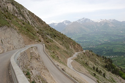 Descendant le Col du Noyer