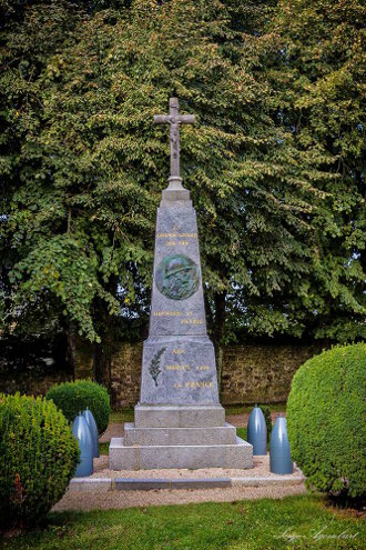 Le monument aux morts