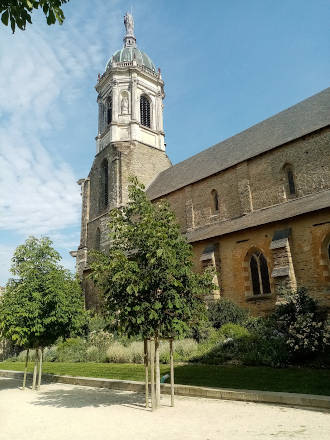 Notre Dame de St Melaine