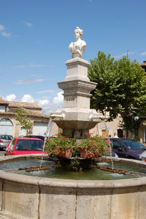 La grande fontaine de Ribiers