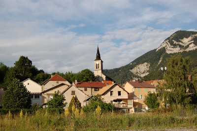 saint-julien-beauchene-1