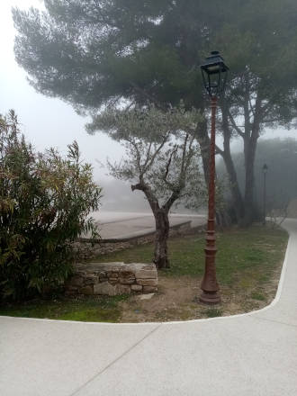 Le brouillard dominait les paysages