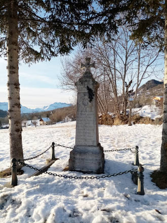 Le Monument aux Morts