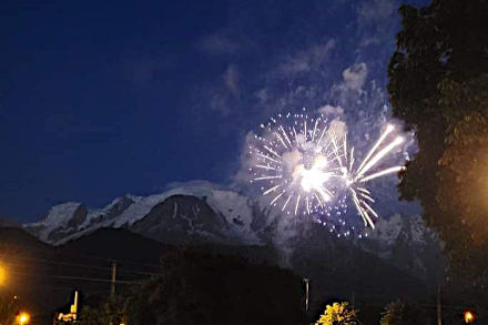 Feu d'artifice à Sallanches