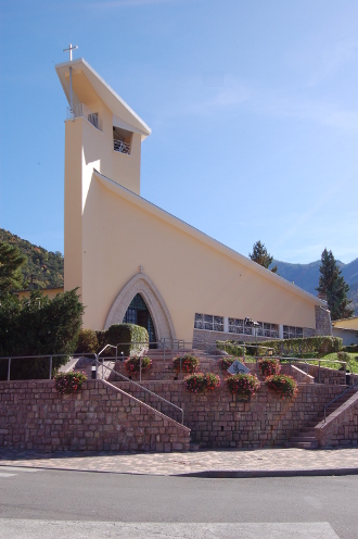 Nouveau village et nouvelle église...