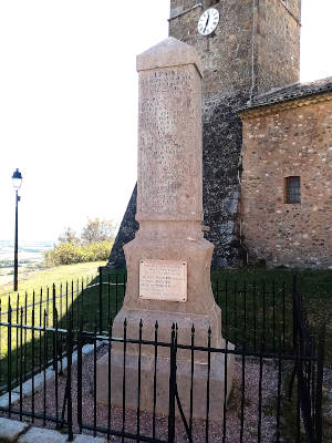 Le monument aux morts