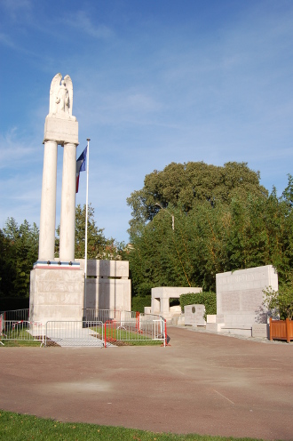 Le monument aux morts